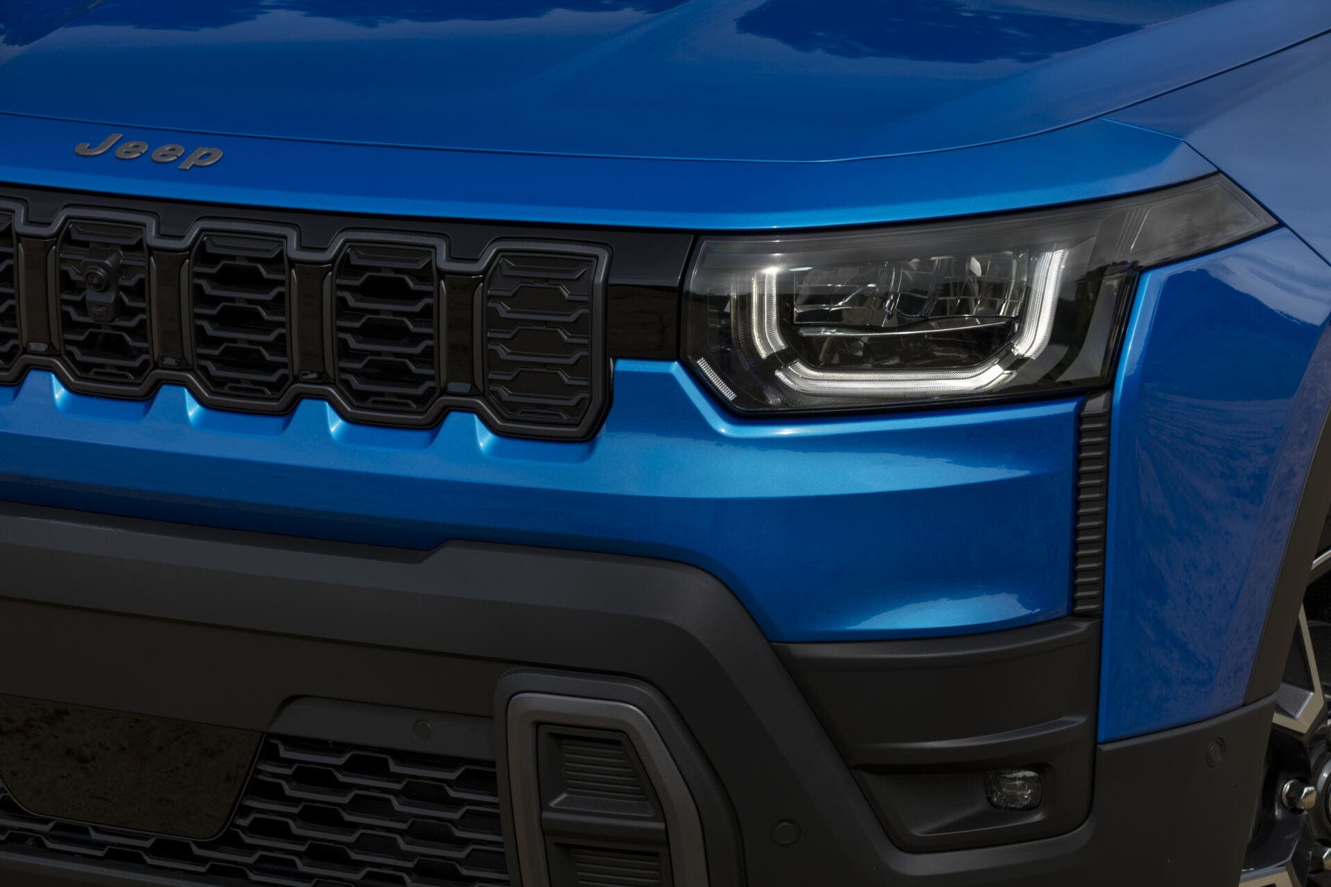 2026 Jeep Cherokee Overland