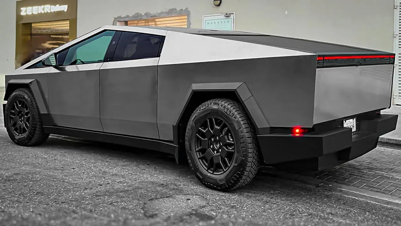 Tesla Cybertruck Cyberbeast