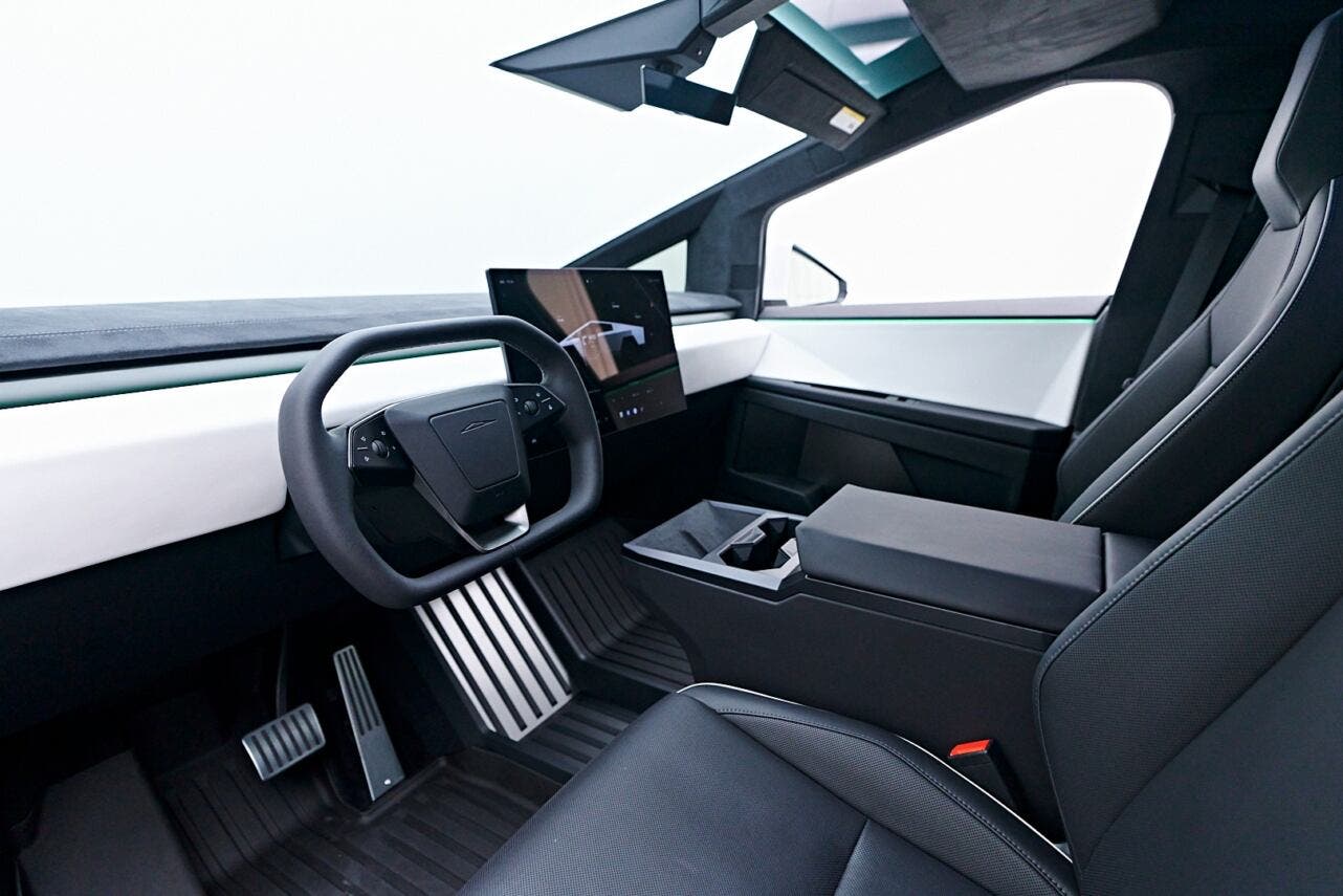 Tesla Cybertruck Cyberbeast