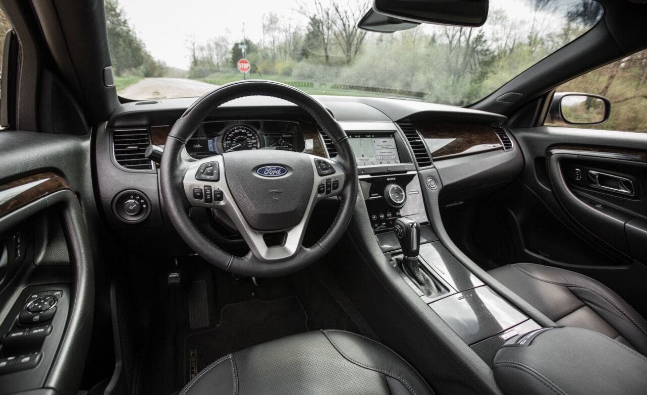 ford taurus
