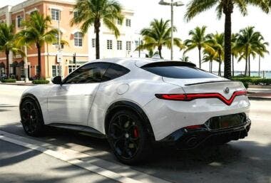 Alfa Romeo Purosangue render