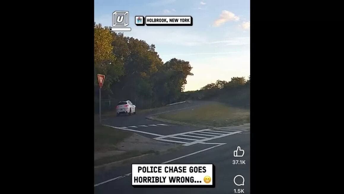 Alfa Romeo Stelvio Police Chase
