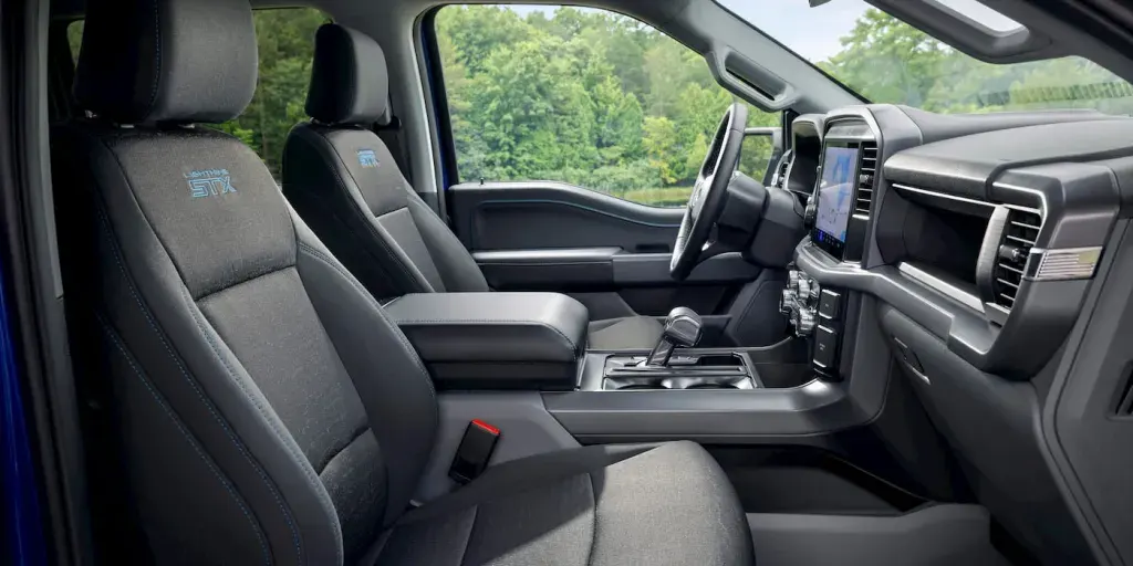 Ford F-150 Lightning STX