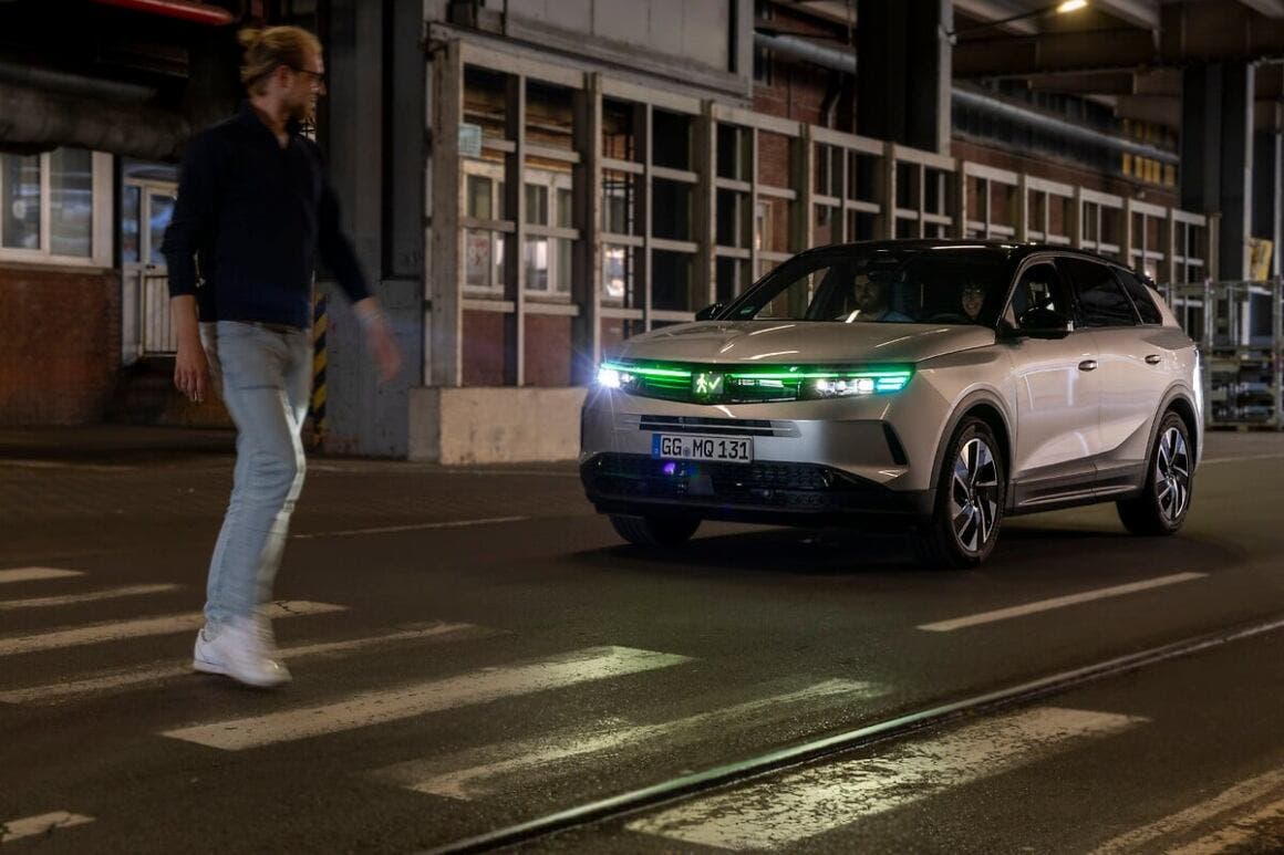 Opel Showcases AI-Powered Light Communication in Autonomous Vehicles