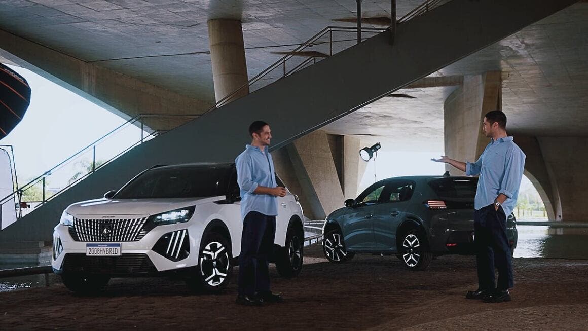 new Peugeot 208 and 2008 GT T200 Hybrid
