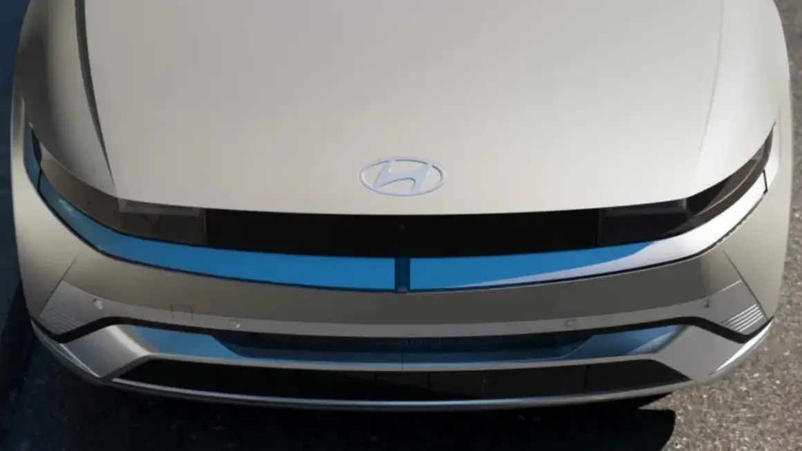 hyundai ioniq front