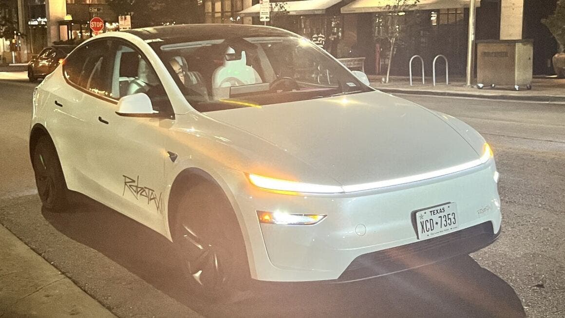 Tesla robotaxi