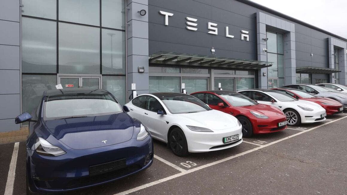 tesla dealer