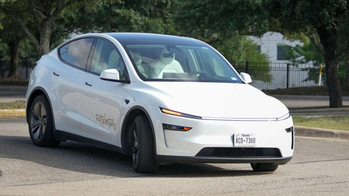 tesla robotaxi
