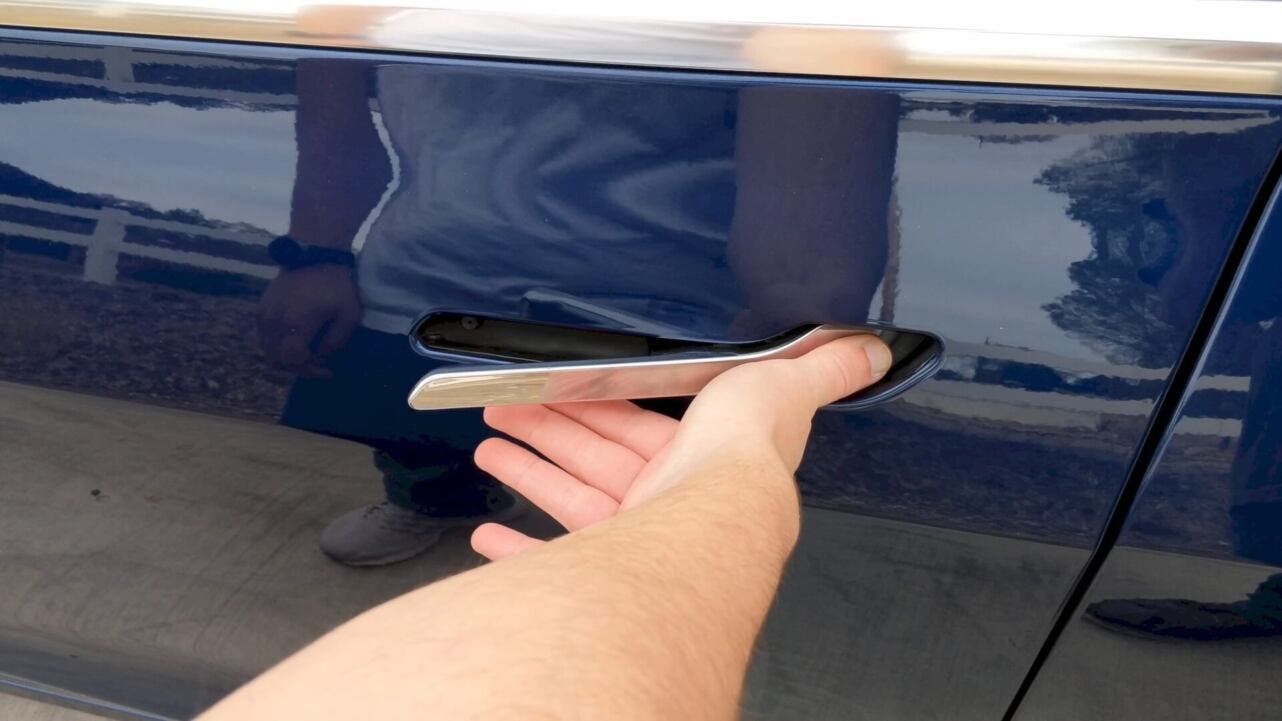 tesla flush door handles