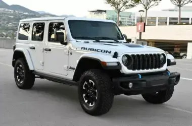 Jeep-Wrangler-Rubicon-X-4xe