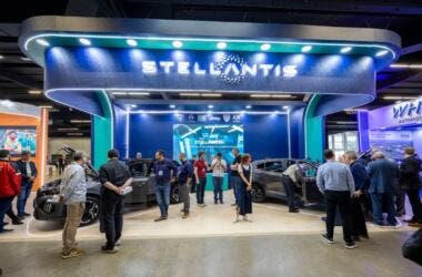 Stellantis supports the SAE Brazil 2025 Congress and exhibits the applications of Bio-Hybrid technology
