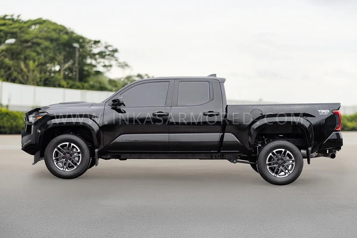 Toyota Tacoma inkas