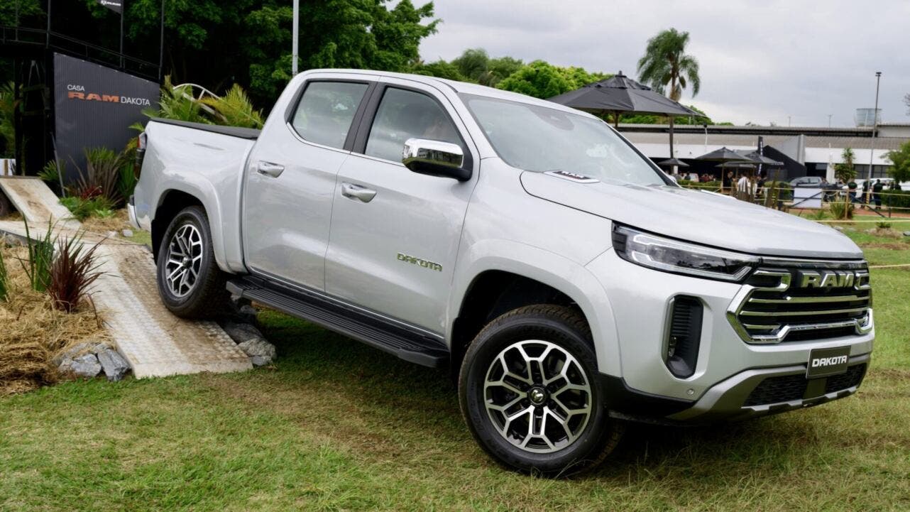 Ram Dakota Brazil