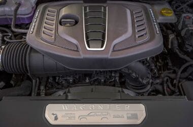 jeep grand wagoneer engine