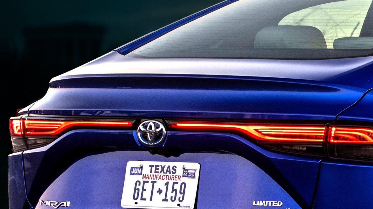 toyota mirai
