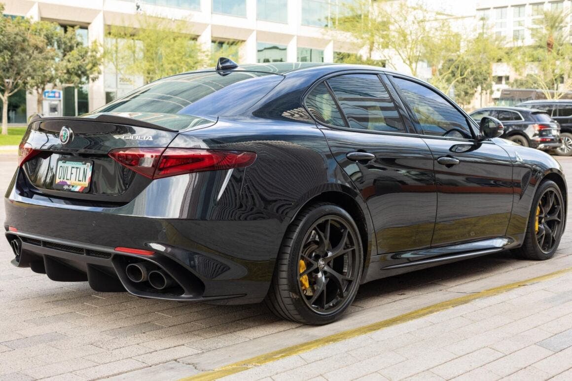 Alfa Romeo Giulia Quadrifoglio US sell