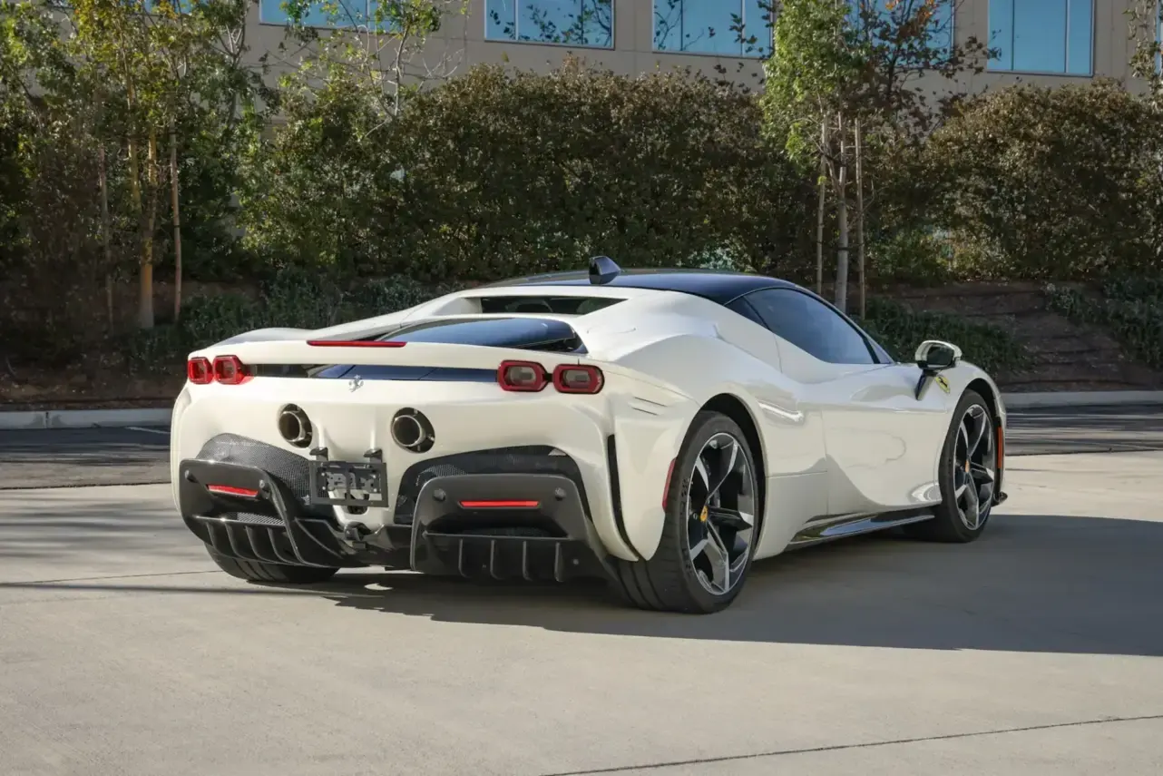 Ferrari SF90 Stradale