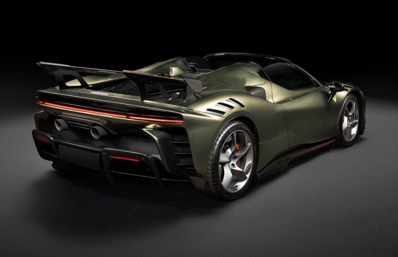 Ferrari SF90 XX Spider