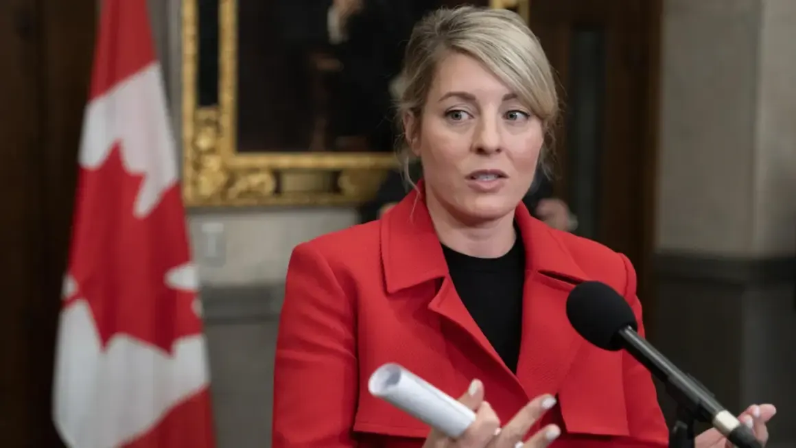 Mélanie Joly