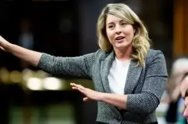 melanie joly, canada