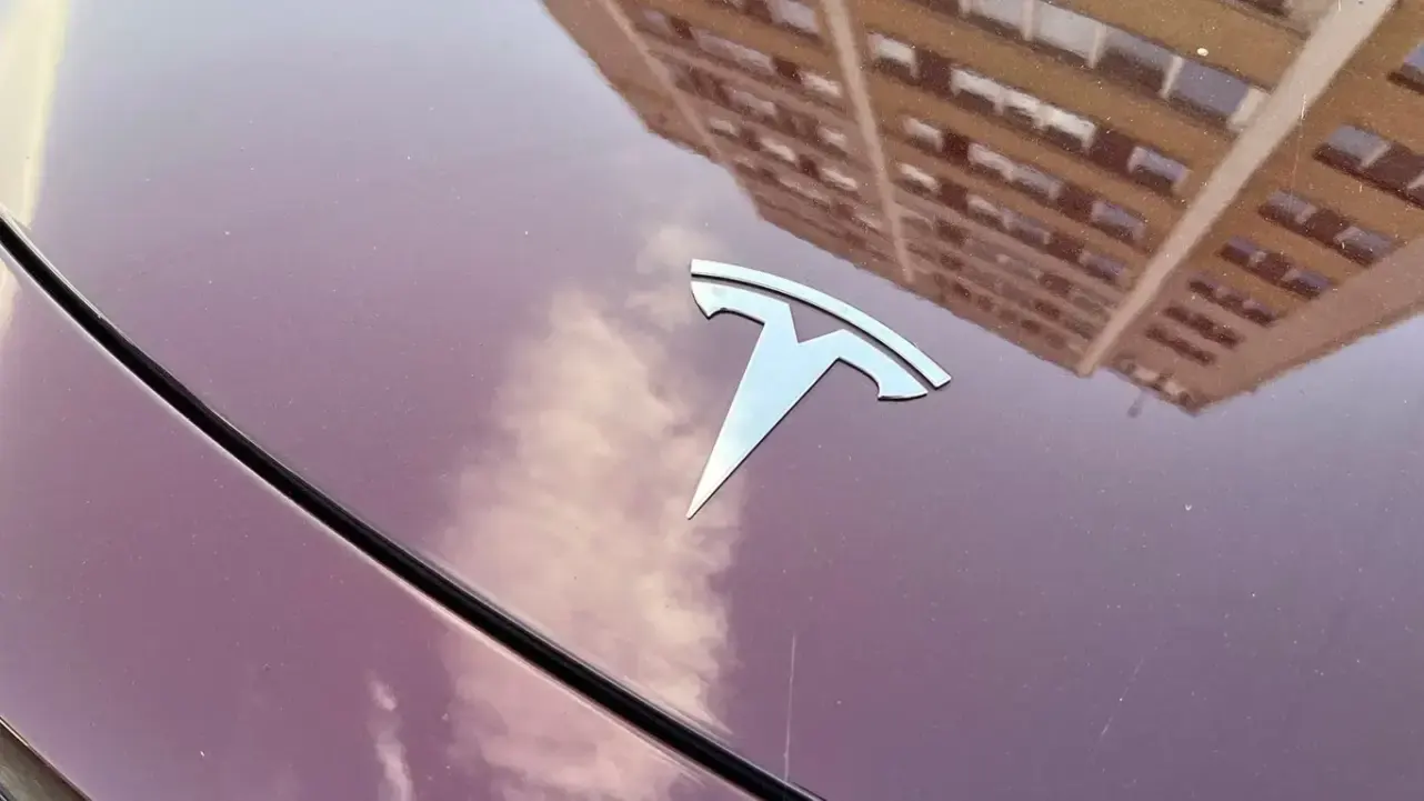 tesla logo