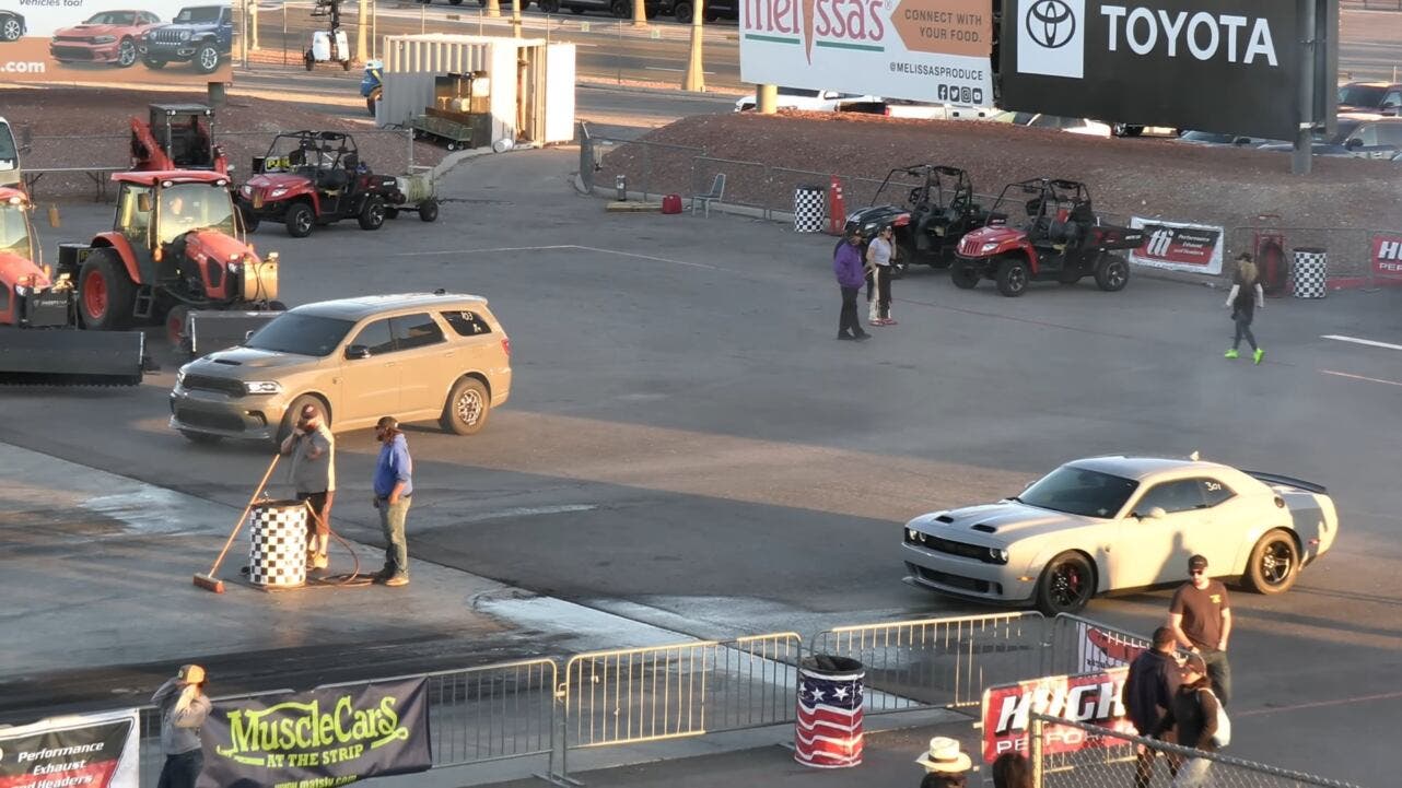 Dodge Durango SRT Hellcat Drags SRT Redeye Challenger