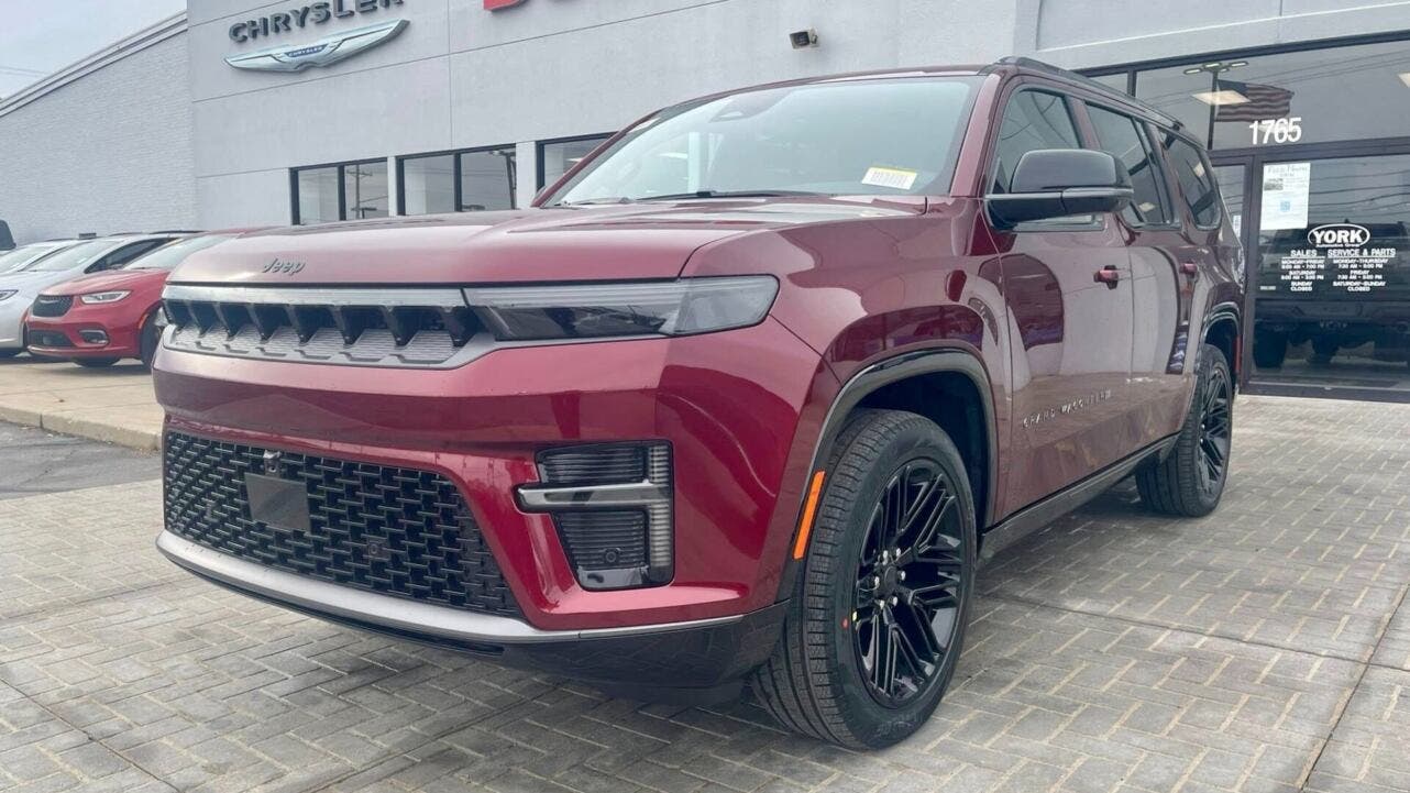 Jeep Grand Wagoneer Limited Reserve