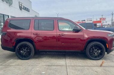 Jeep Grand Wagoneer Limited Reserve-2