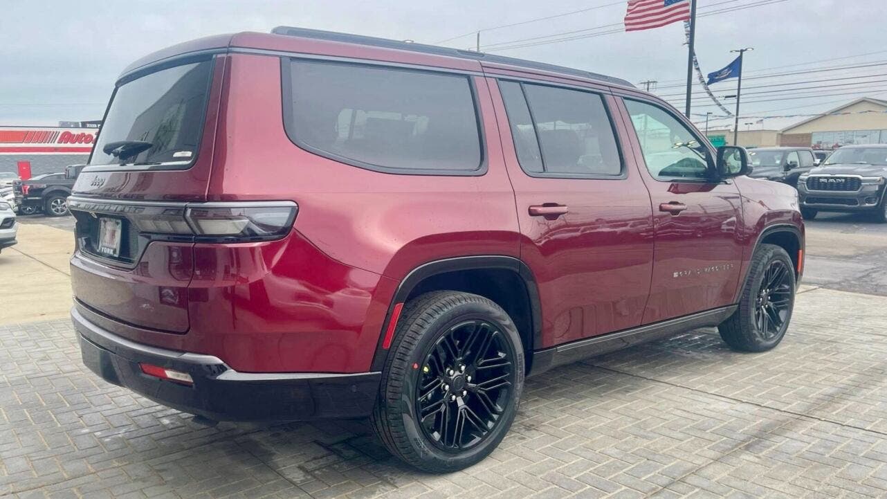 Jeep Grand Wagoneer Limited Reserve