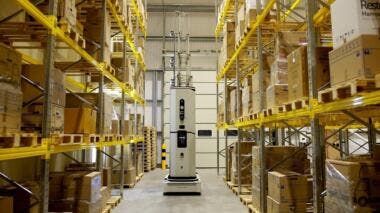 Stellantis robot Dexory