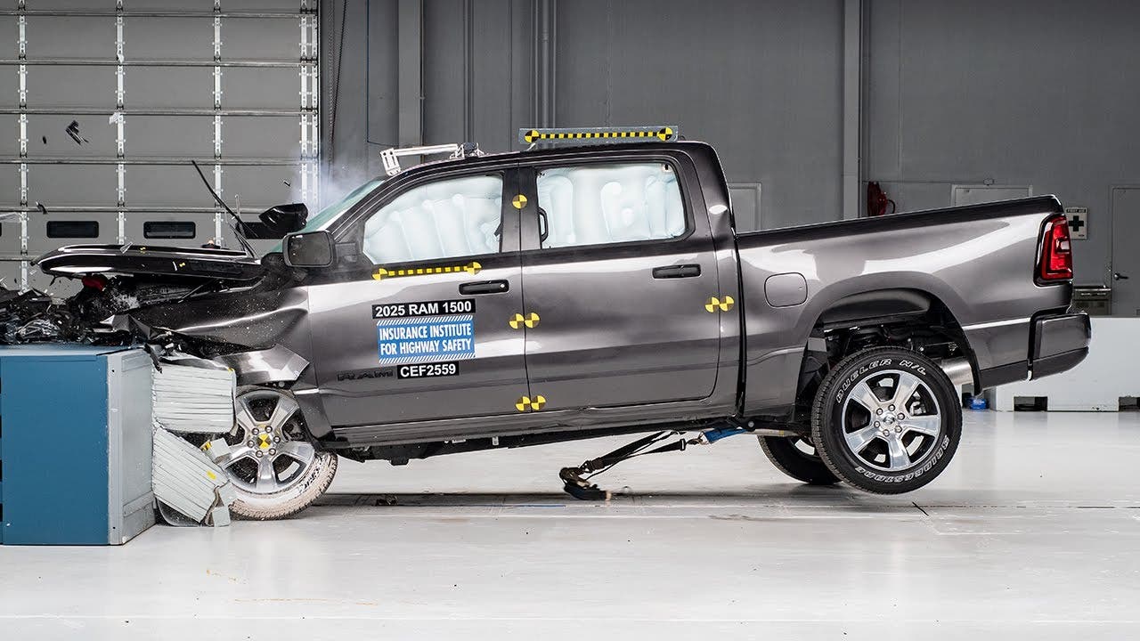 iihs Ram 1500