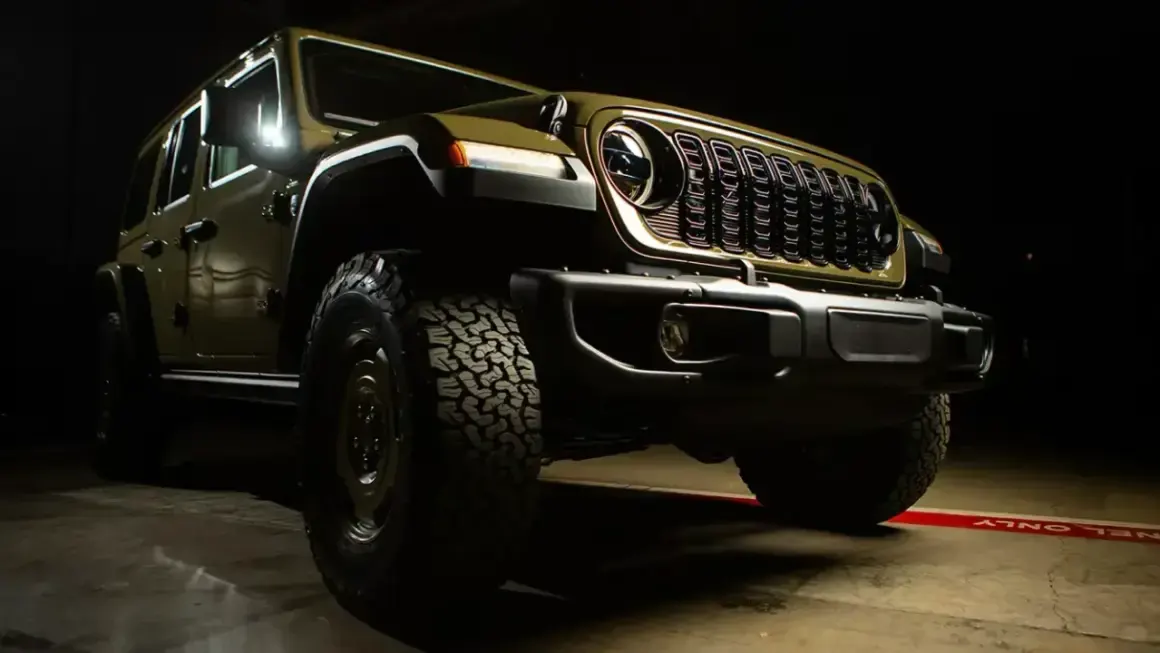 jeep wrangler 4xe front