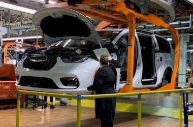 windsor stellantis chrysler