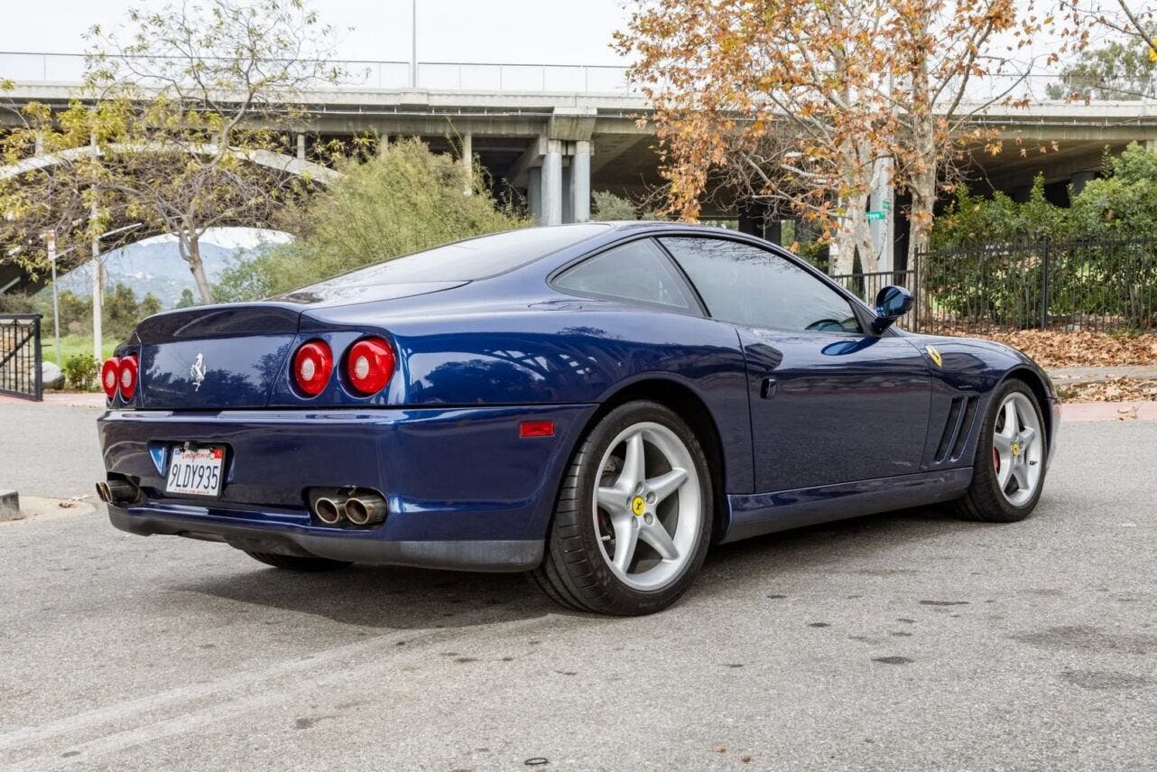 2001-ferrari-550-maranello