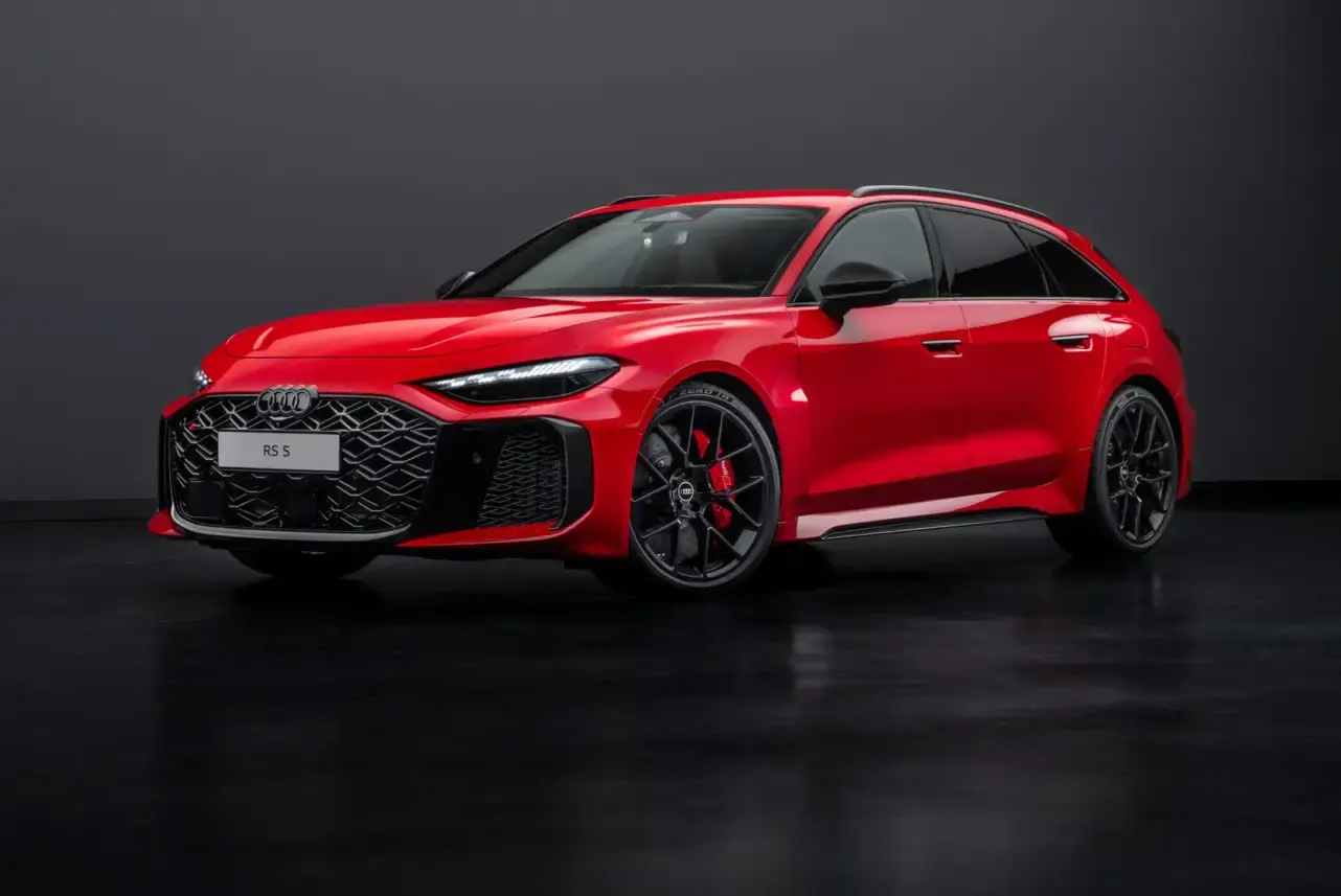 Audi RS 5 PHEV