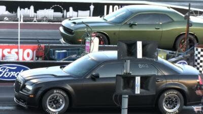 Dodge Hellcat vs Chrysler 300 SRT8