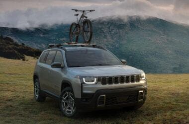 2026 Jeep Cherokee Hybrid