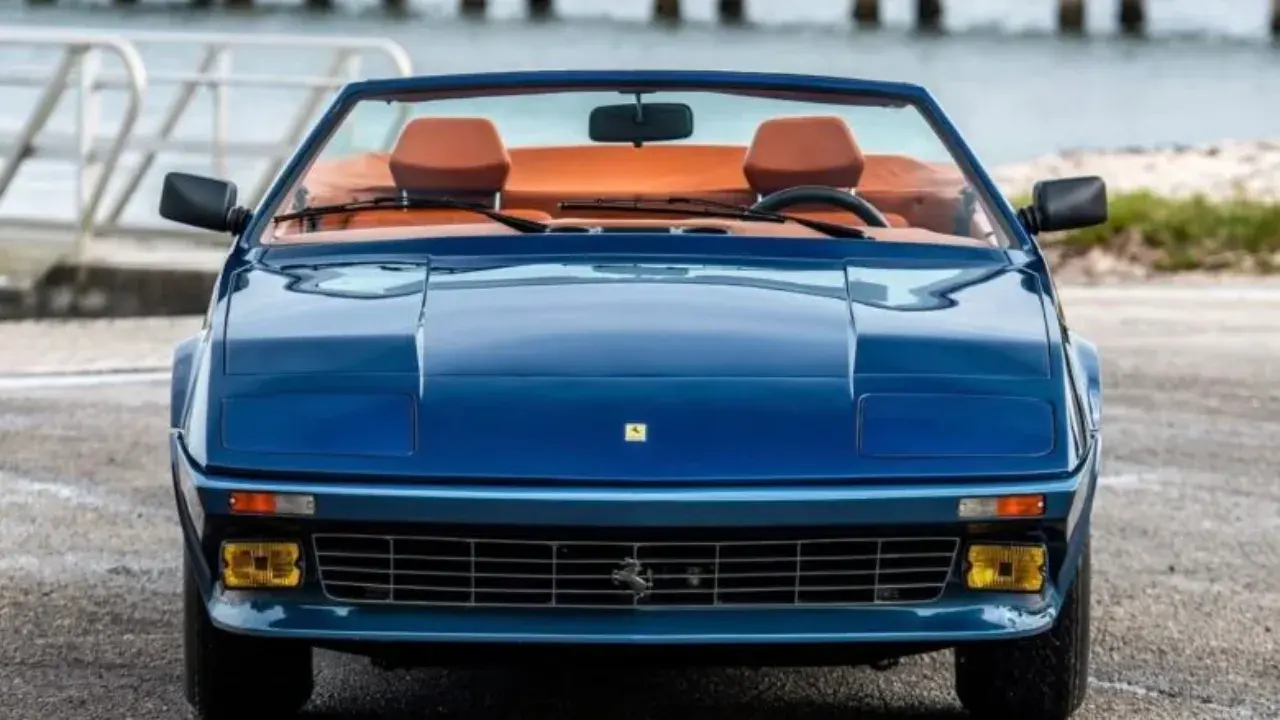 Ferrari 365 GTB/4 Daytona marion