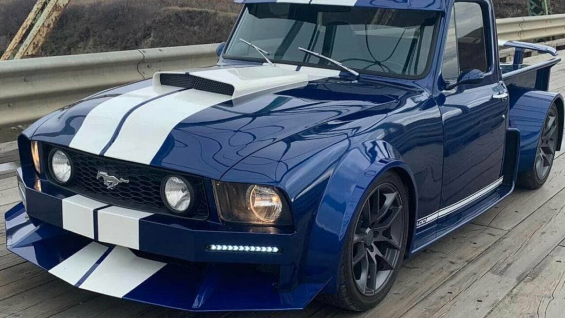 Ford GT-100 mustang