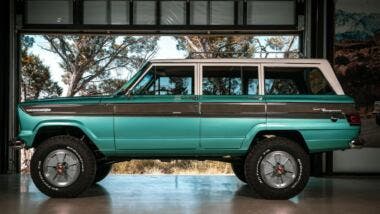jeep Super Wagoneer