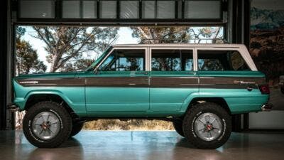 jeep Super Wagoneer
