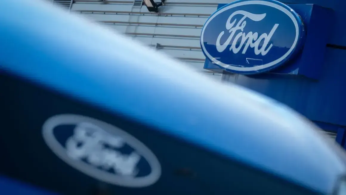 ford badge