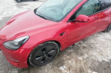 tesla model 3 winter test