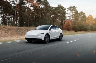 tesla Model Y All-Wheel Drive