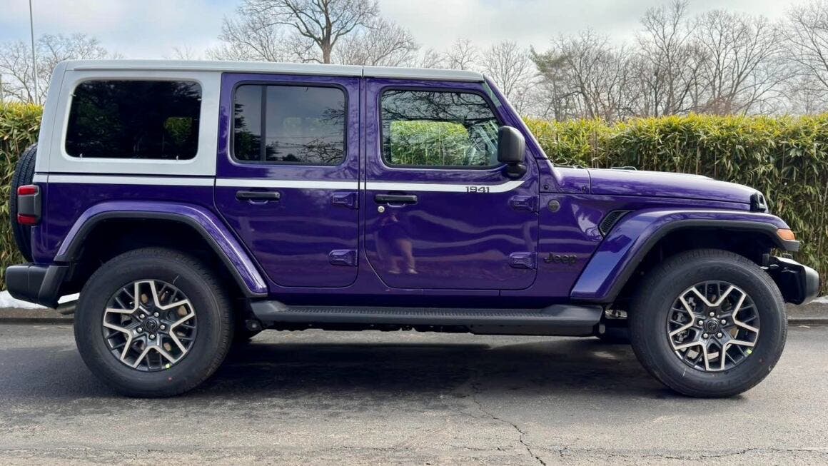 2026 Jeep Wrangler Sahara Whitecap