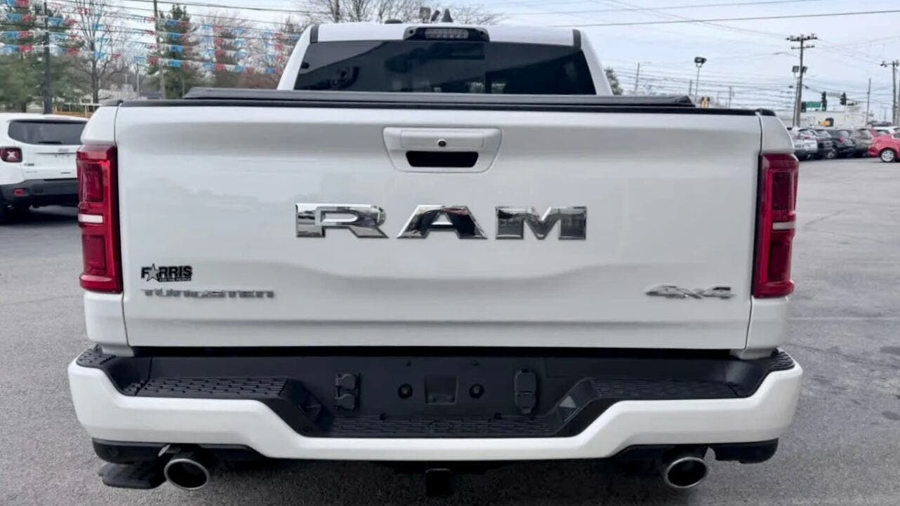 2026 Ram 1500 Tungsten Crew Cab 4×4