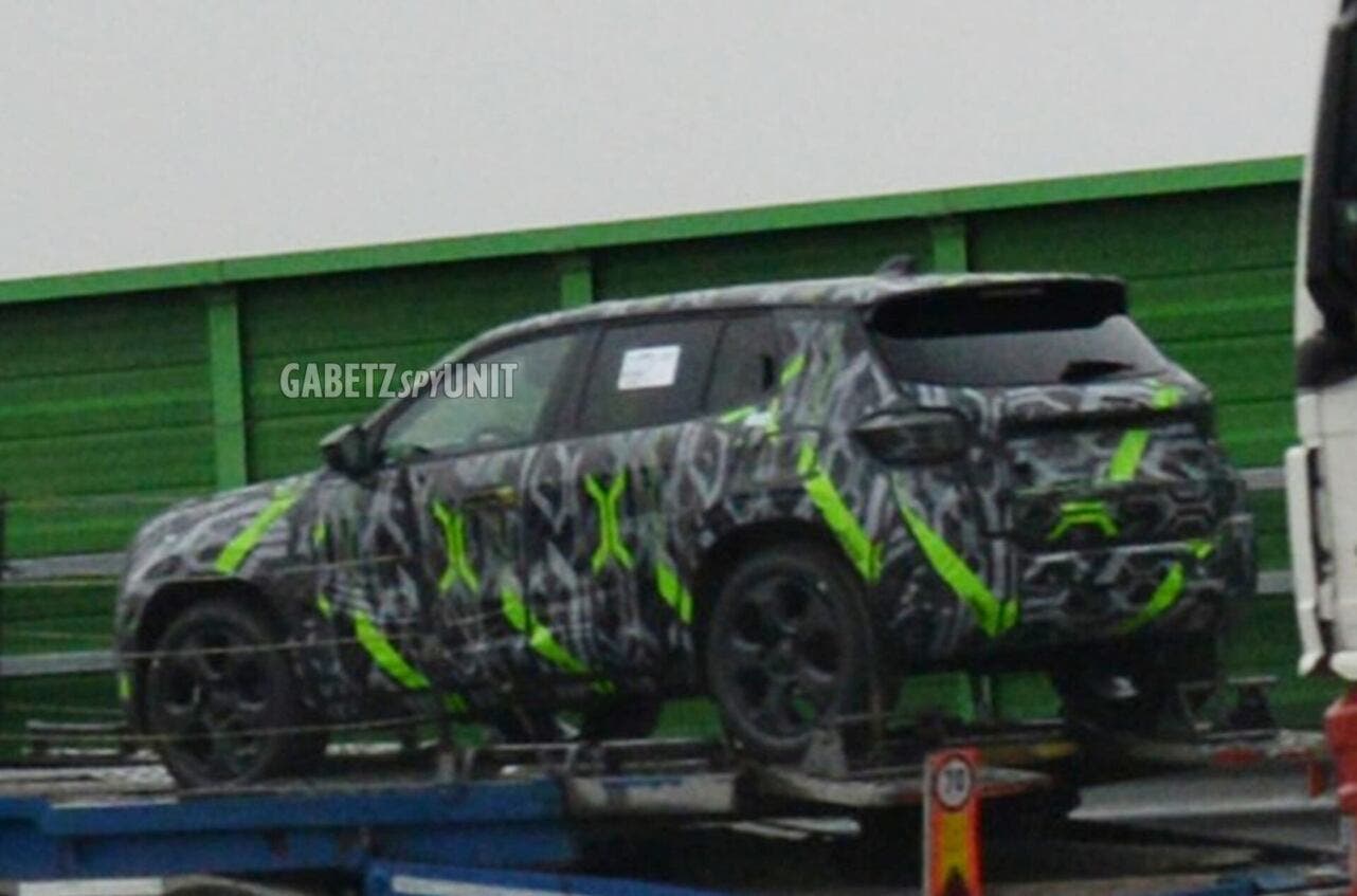 Jeep Avenger restyling spy