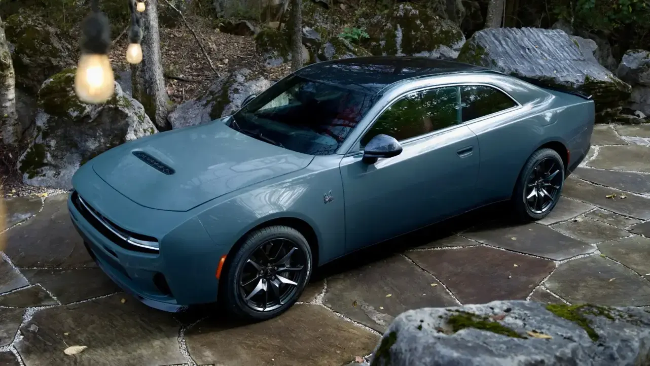 dodge charger sub-zero