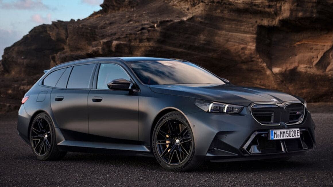 bmw m5 touring 2025